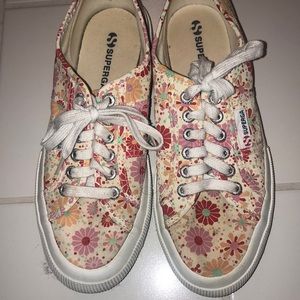 Floral Supergas